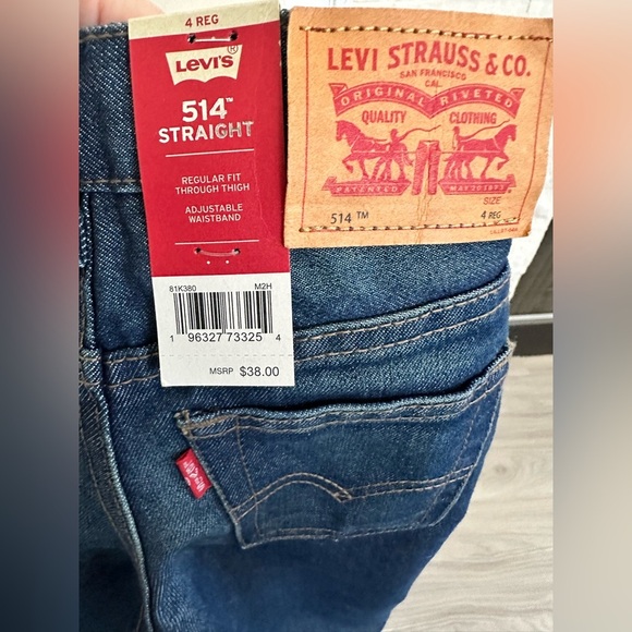 Levi’s 514 Straight Jeans Size 4 REG
Classic Cool for Your Little Trendsetter! - Picture 4 of 5